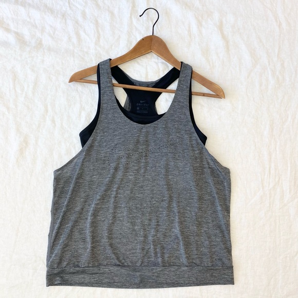 Nike Dry Fit Bra Tank Shirt - Picture 4 of 10
